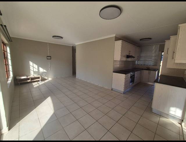 3 BEDROOM SECTIONAL TITLE FOR SALE IN SHELLY BEACH